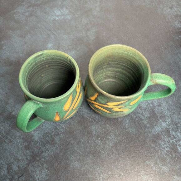 Studio Pottery "Beena" Tea Coffee Mugs Green Ceramic Botanical Print - Picture 5 of 7
